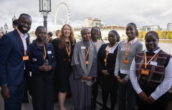 Huge fund to improve communities around railway stations opens for applicants in London and Surrey