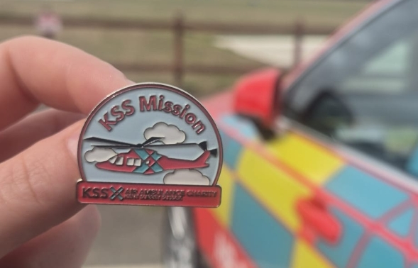 Dr Hilary Jones MBE backs air ambulance Mission Badge