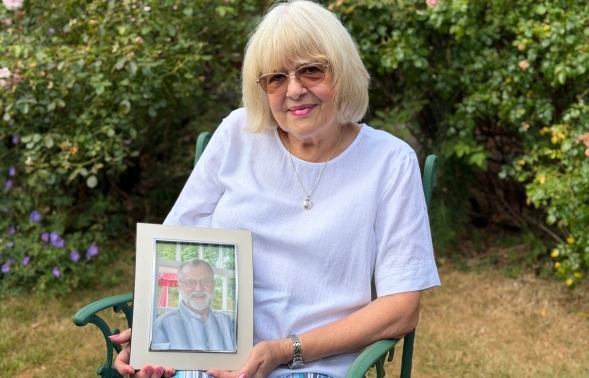 Crawley resident backs hospice campaign highlighting the vital role of gifts in Wills